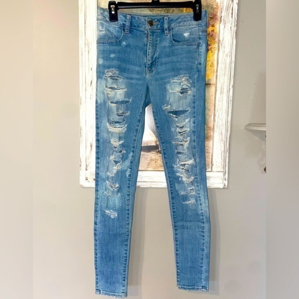 American Eagle Hi-Rise Jegging Destroyed Super Stretch Size 4 Women’s AEO Denim